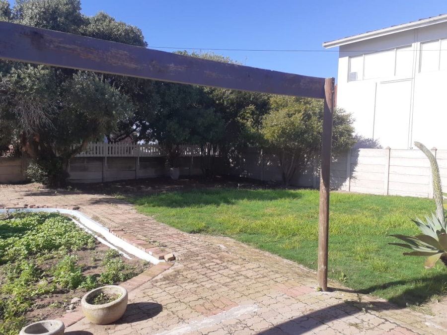 To Let 3 Bedroom Property for Rent in Kabeljauws Eastern Cape